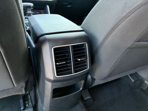 Used 2025 Kia Sportage LX image 22