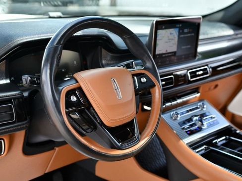 Used 2020 Lincoln Aviator Black Label w/ Dynamic Handling Package image 8