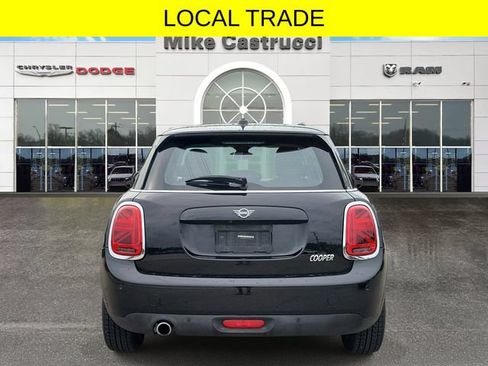 Used 2021 MINI Cooper 4-Door Hardtop FWD image 5