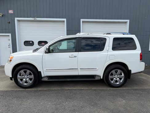 Used 2011 Nissan Armada Platinum AWD/4WD image 7