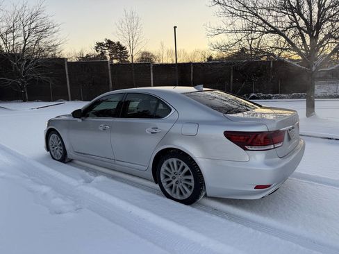 Used 2014 Lexus LS 460 AWD image 6