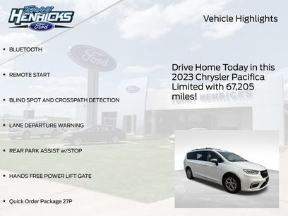 Used 2023 Chrysler Pacifica Limited