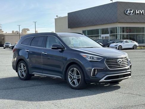Used 2019 Hyundai Santa Fe XL image 6