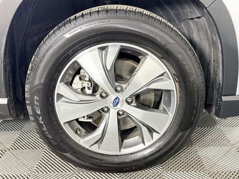Used 2025 Subaru Ascent Premium AWD/4WD image 30