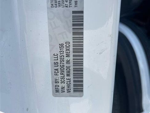 Used 2025 RAM ProMaster 2500 w/ Convenience Group FWD image 10