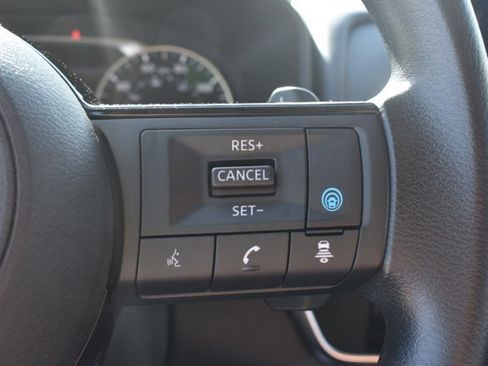 Used 2023 Nissan Rogue SV AWD/4WD image 21