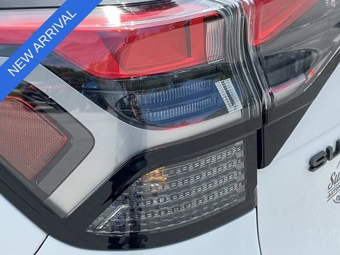 Used 2025 Subaru Forester Limited w/ Popular Package #1 AWD/4WD image 10