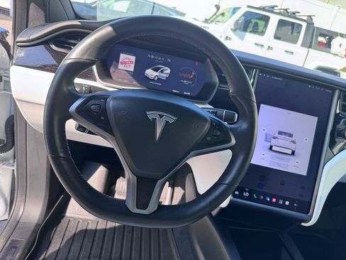 Used 2019 Tesla Model X Long Range AWD/4WD image 15