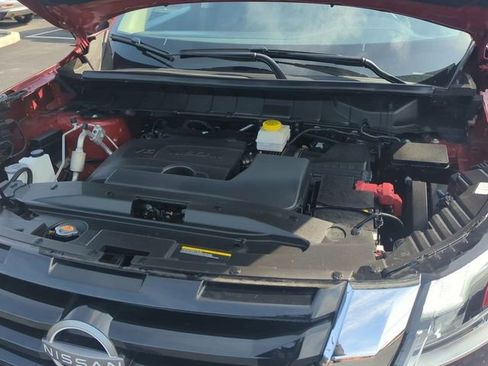 Used 2024 Nissan Pathfinder SL image 30