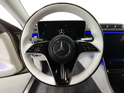 Used 2024 Mercedes-Benz Maybach S 680 4MATIC image 12