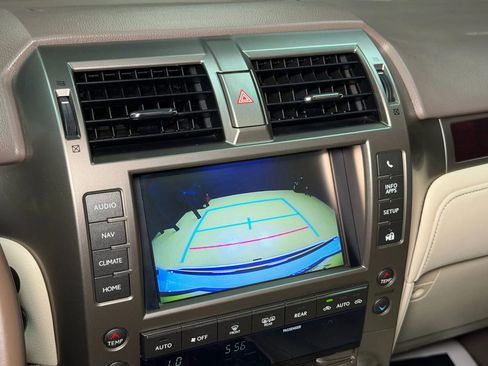 Used 2016 Lexus GX 460 image 49