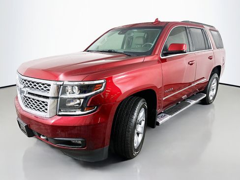 Used 2019 Chevrolet Tahoe LT w/ LT Signature Package image 3