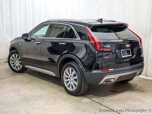 Certified 2023 Cadillac XT4 Premium Luxury image 8