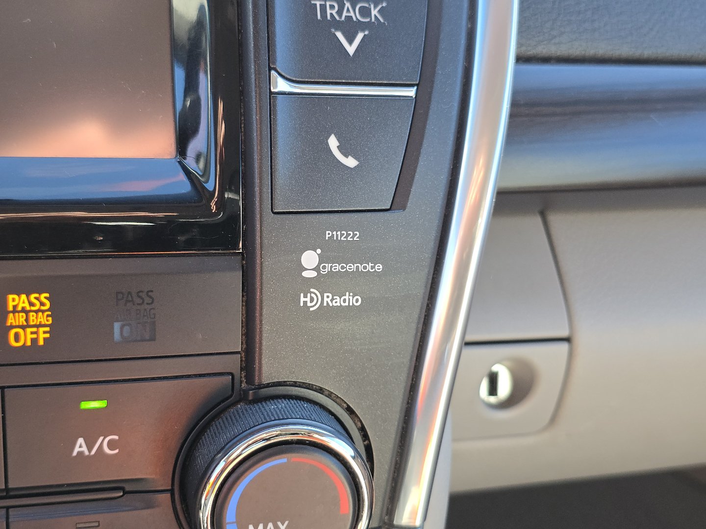 Used 2016 Toyota Camry LE FWD image 30