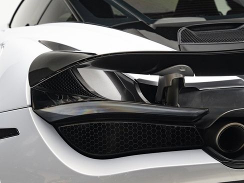 Used 2018 McLaren 720S Performance image 57