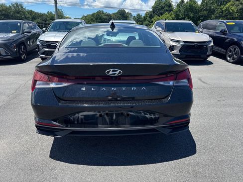 Certified 2023 Hyundai Elantra SEL FWD image 8