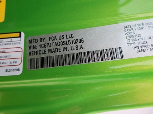 Used 2025 Jeep Gladiator Sport image 44