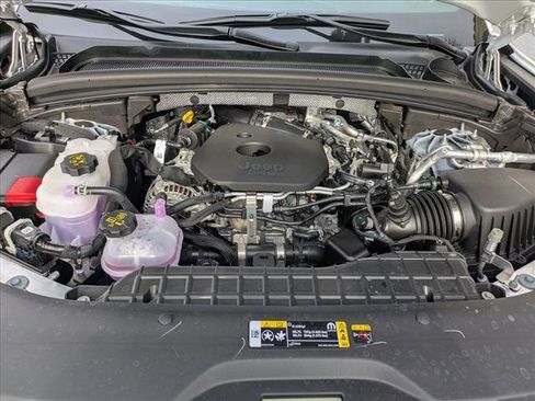 New 2026 Jeep Grand Cherokee Limited RWD image 17