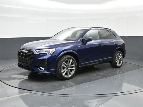 New 2025 Audi Q3 2.0T Premium image 5