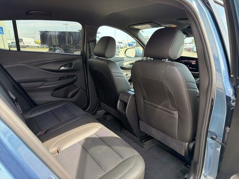 Used 2024 Buick Envista Preferred w/ Convenience I Package FWD image 18