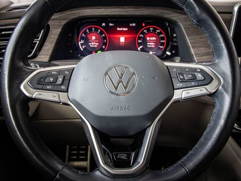 Used 2024 Volkswagen Atlas SEL Premium R-Line AWD/4WD image 35