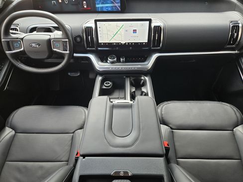 Used 2026 Ford Expedition Max Platinum w/ Stealth Appearance Package image 20