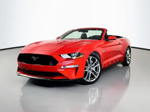 Used 2018 Ford Mustang GT Premium w/ Equipment Group 401A RWD image 3