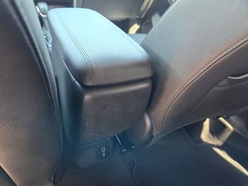 Used 2024 Buick Encore GX Sport Touring AWD/4WD image 6