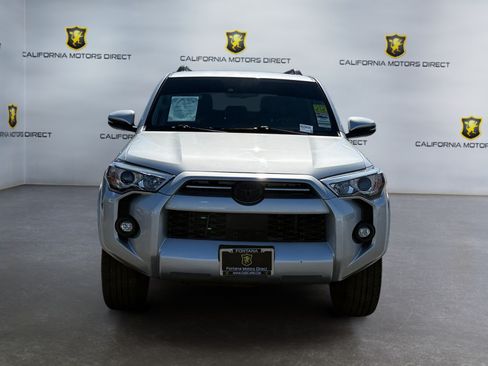 Used 2022 Toyota 4Runner SR5 Premium w/ Moonroof Package RWD image 8
