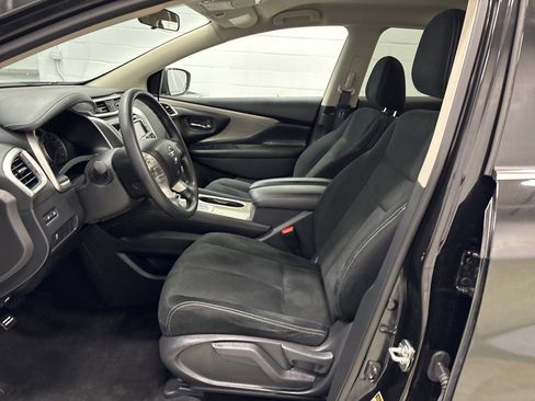 Used 2018 Nissan Murano S image 9