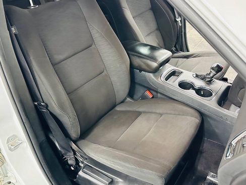 Used 2018 Dodge Durango SXT AWD/4WD image 24