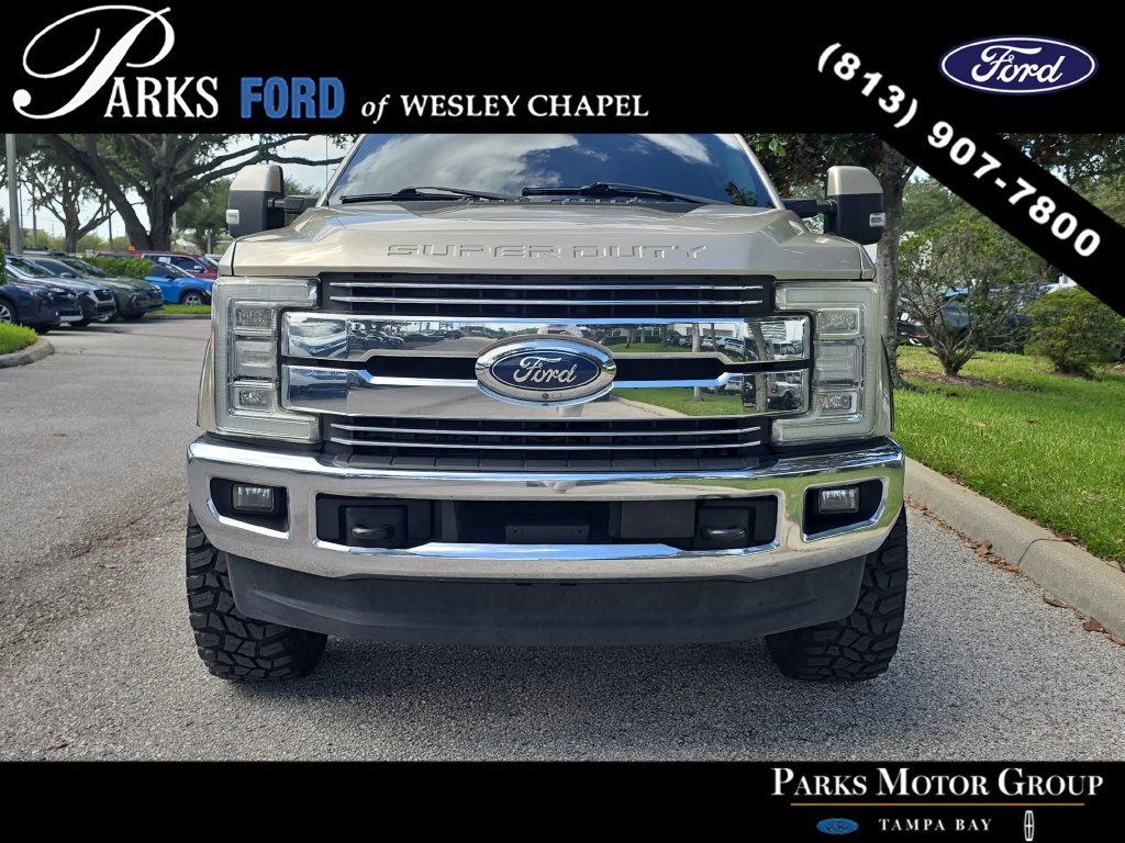 Used 2017 Ford F250 Lariat w/ Lariat Ultimate Package AWD/4WD image 3