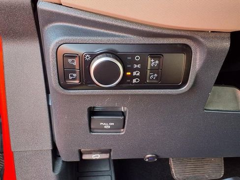 Certified 2023 Ford Bronco Wildtrak image 12