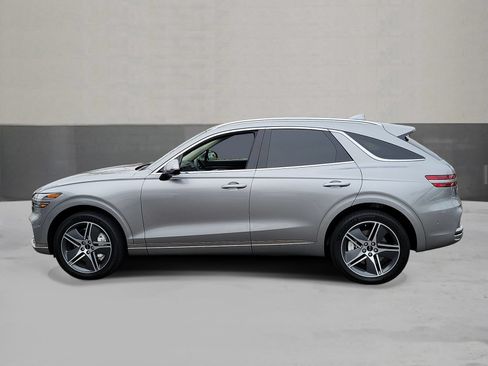 Certified 2026 Genesis Electrified GV70 Prestige AWD/4WD image 3