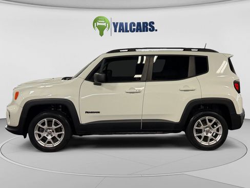 Used 2019 Jeep Renegade Sport w/ Sport Appearance Group AWD/4WD image 2