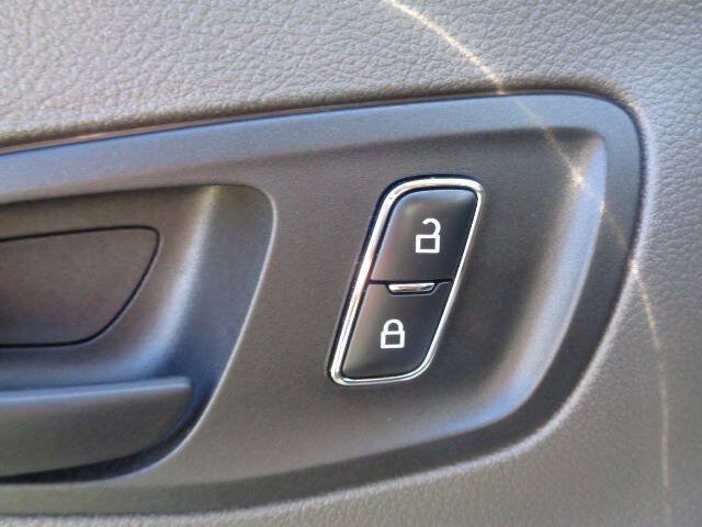 Used 2025 Ford Transit 350 XLT RWD image 15