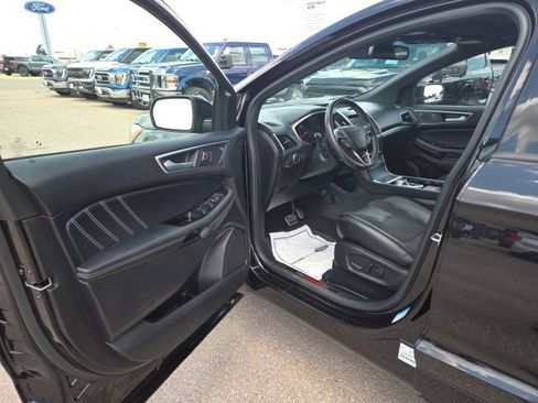 Used 2020 Ford Edge ST w/ Equipment Group 401A image 21