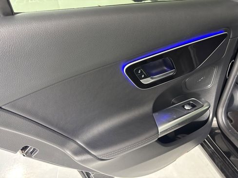 Used 2025 Mercedes-Benz C 300 C 300 image 32