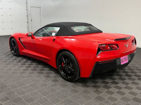 Used 2016 Chevrolet Corvette Stingray Convertible RWD image 3