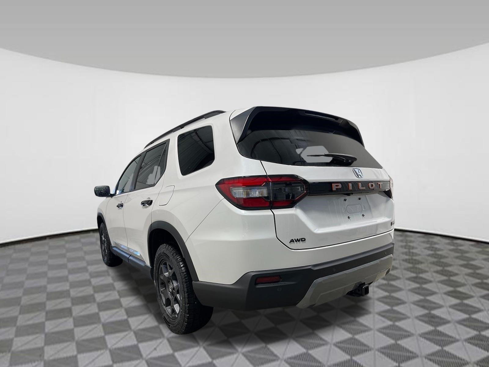 New 2026 Honda Pilot TrailSport image 4