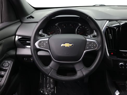 Used 2023 Chevrolet Traverse LT FWD image 32
