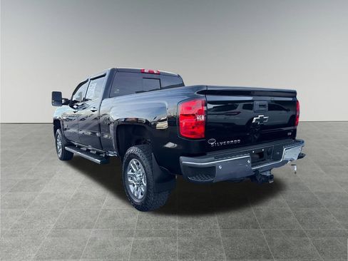 Used 2019 Chevrolet Silverado 3500 LTZ w/ Duramax Plus Package image 3