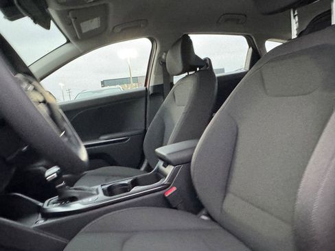 New 2026 Kia K4 LXS image 11