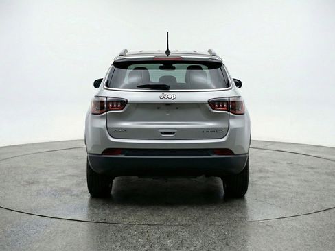 Used 2025 Jeep Compass Limited AWD/4WD image 6