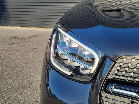 Used 2022 Mercedes-Benz GLC 300 4MATIC image 15