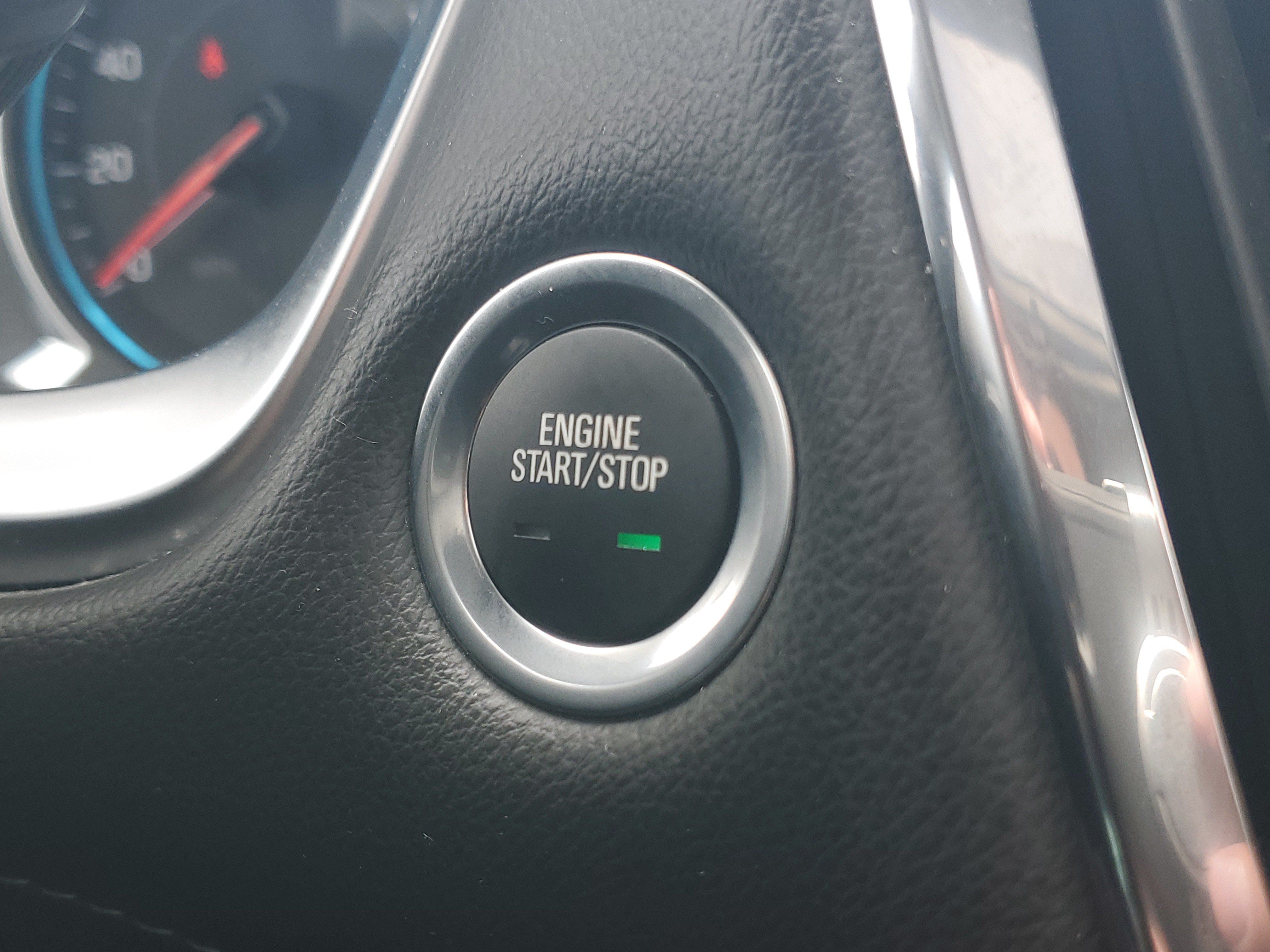 Used 2018 Chevrolet Traverse Premier w/ Driver Confidence II Package FWD image 29