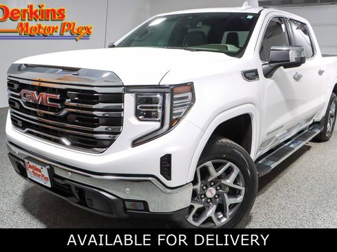 Used 2024 GMC Sierra 1500 SLT AWD/4WD image 1