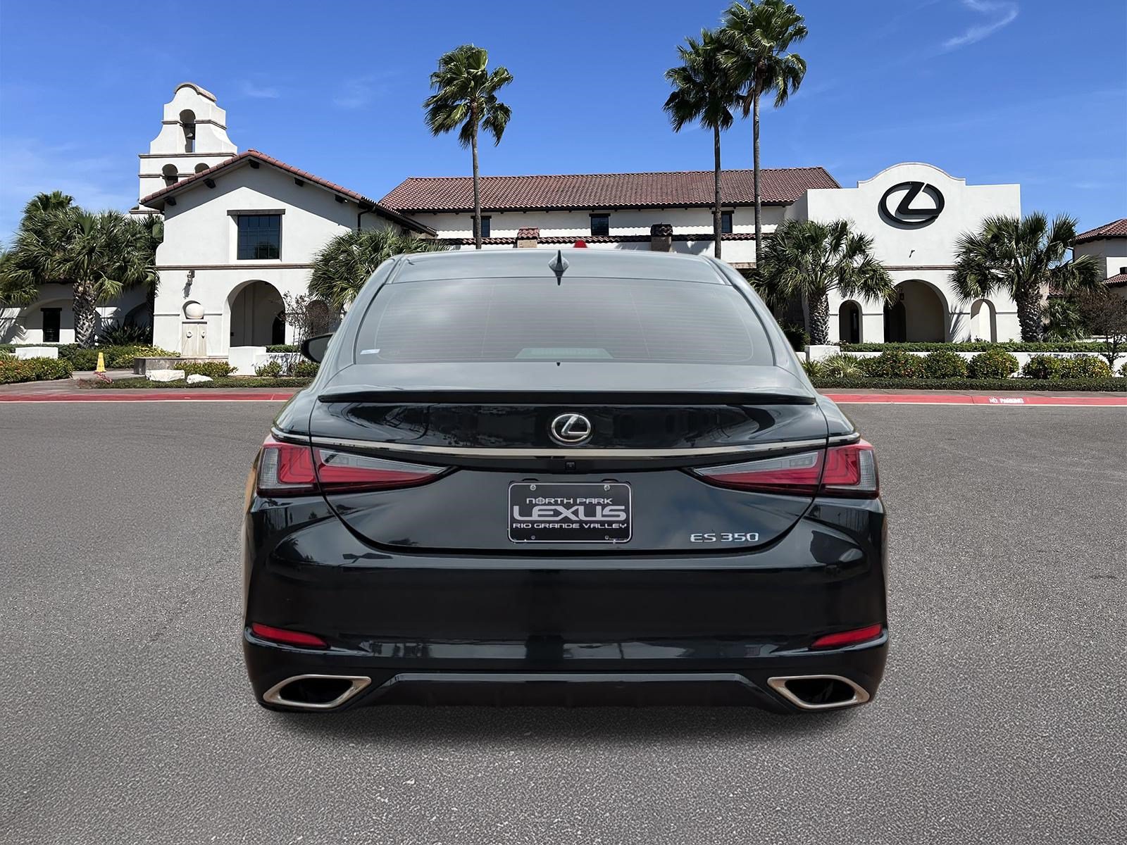 Used 2025 Lexus ES 350 F Sport FWD image 3
