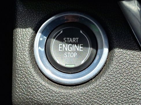 Certified 2024 Buick Envista Preferred w/ Convenience II Package FWD image 23