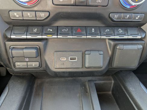 Used 2020 GMC Sierra 2500 Denali image 18